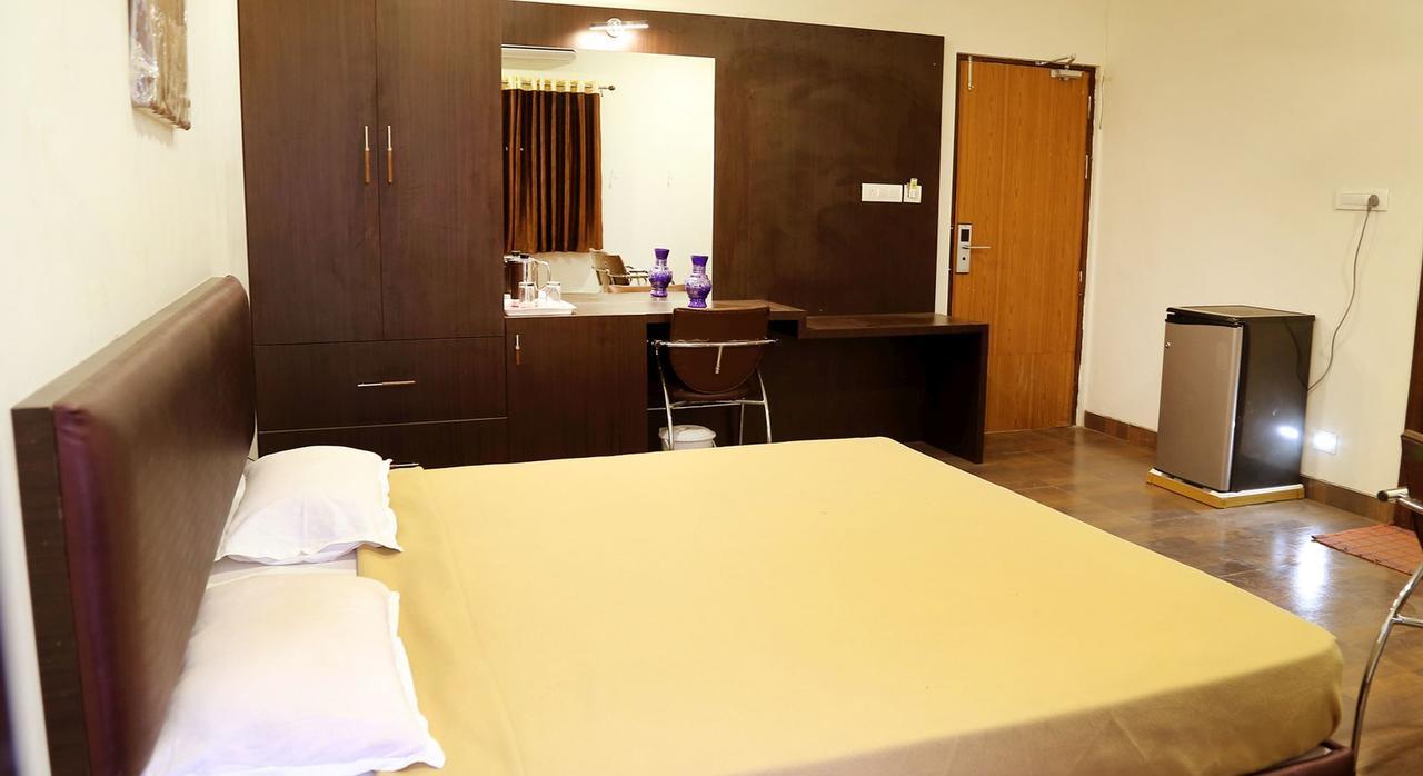 Kailash Residency Hotel Aurangabad  Exterior photo